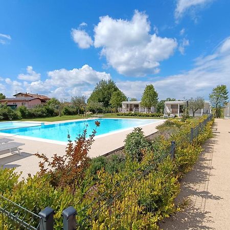 Agricamping Zanina 9 Peschiera del Garda Buitenkant foto